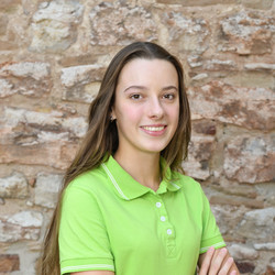 Adelina Graf - Auszubildende MFA -
